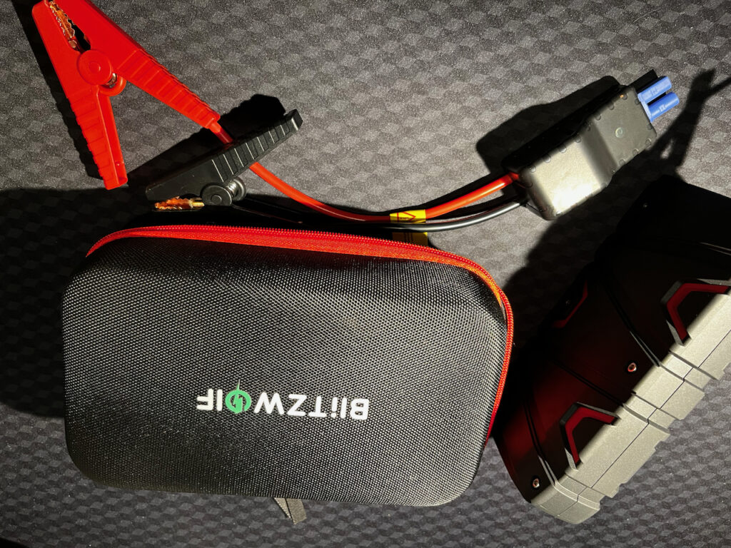 Etui BlitzWolf jumpstarter