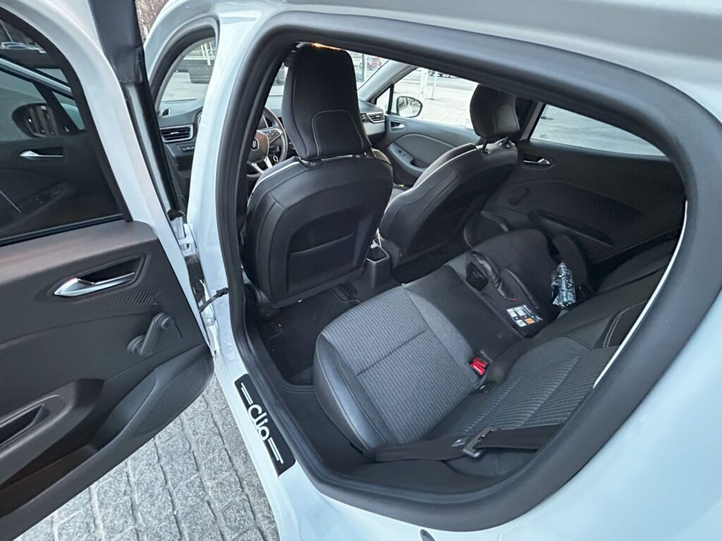 wnętrze Clio 5